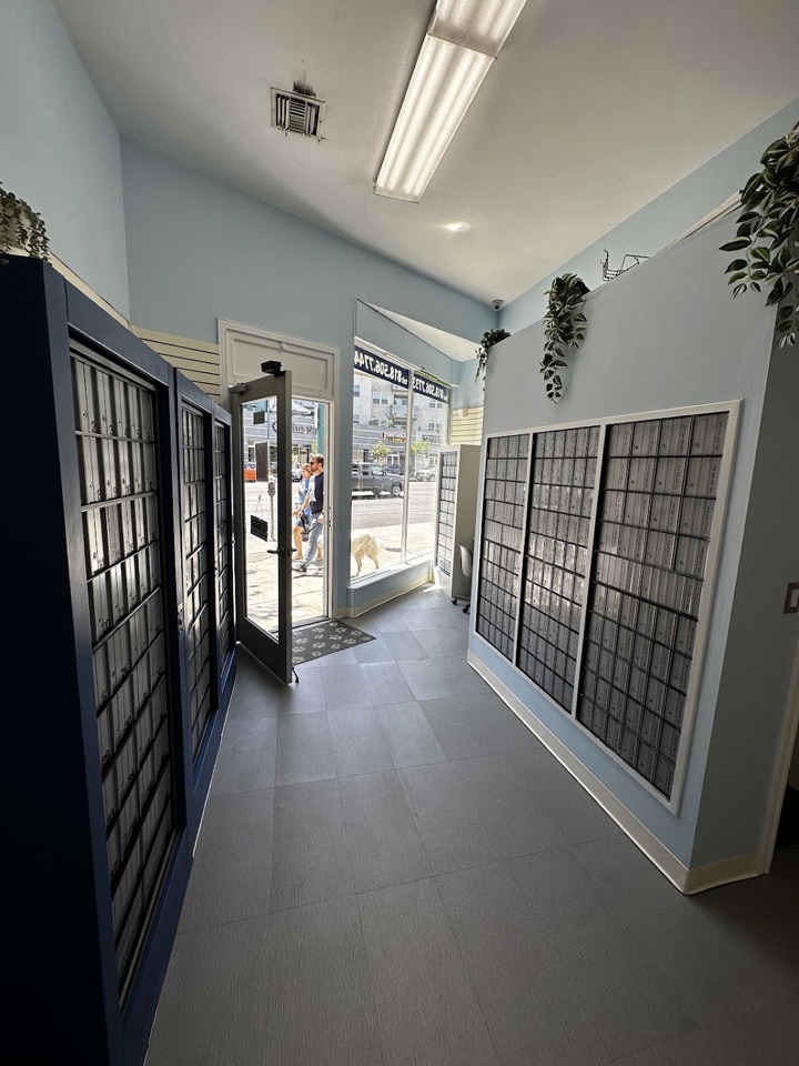 Le storefront NOHO au 5062 Lankershim Blvd, North Hollywood, CA